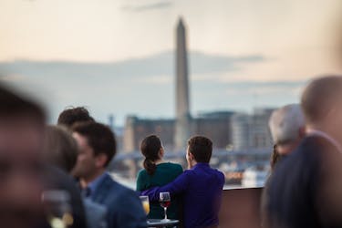 Дух Вашингтона, округ Колумбия, круиз на закате с ужином со шведским столом